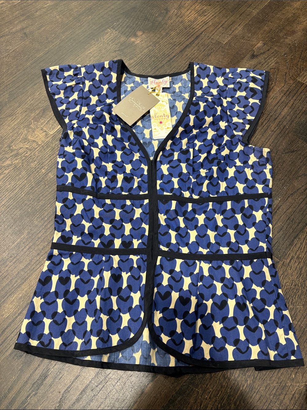 Plenty by Tracy Reese Blue and White Heart-Print Peplum Top with Black Trim